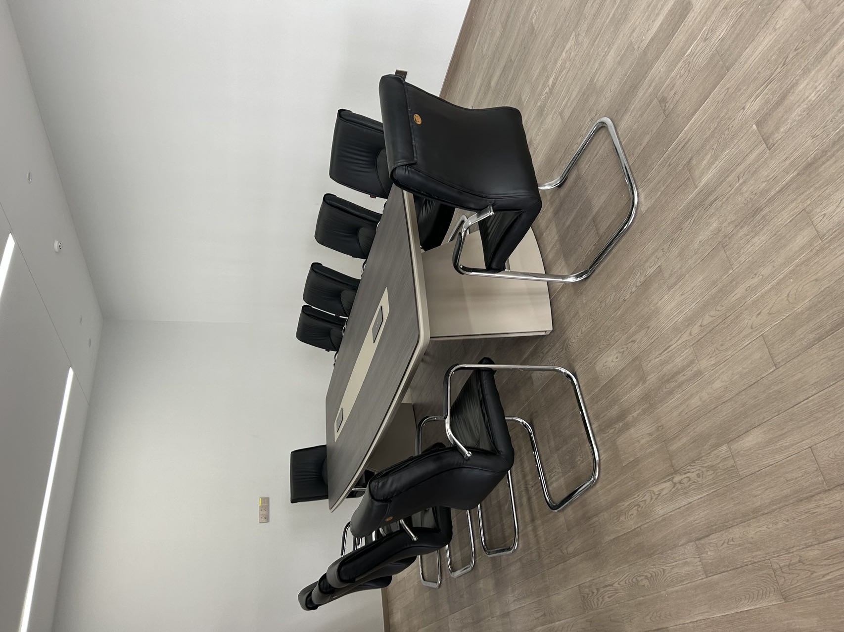 會議桌實(shí)拍