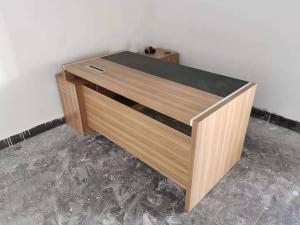 老板桌班臺(tái)